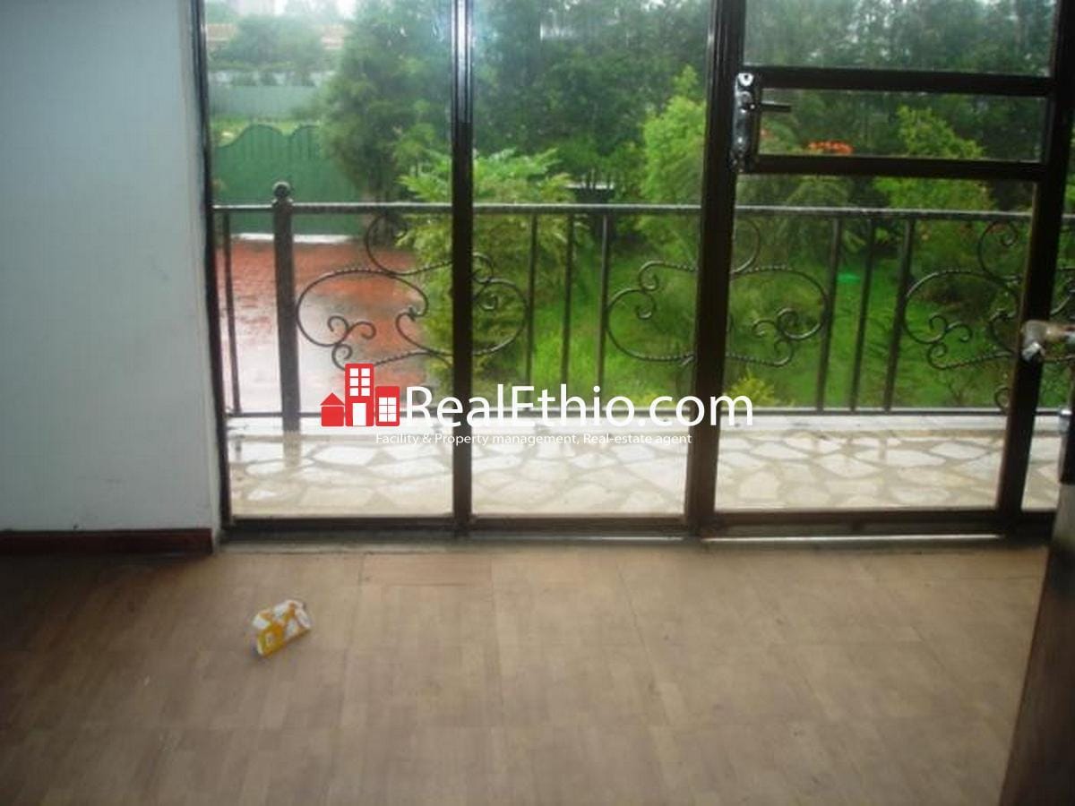 House for rent Twelve bed room, two house with six shops in the same