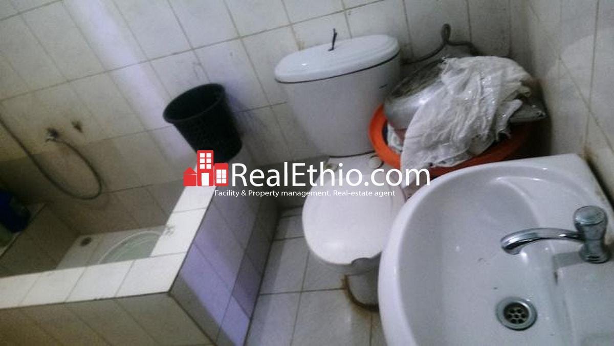 House for sale, Asko Gulele, 3 rooms, 280 meter square, Addis Ababa