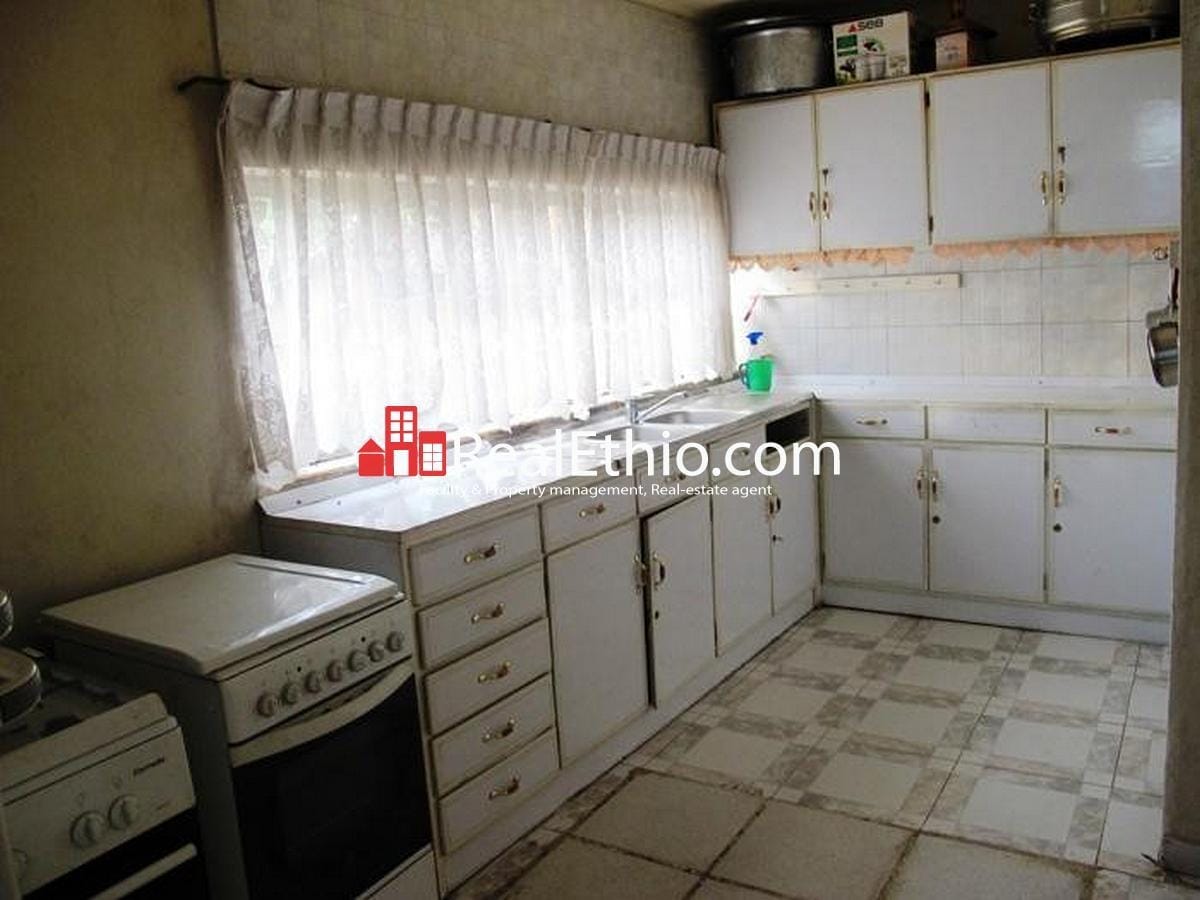 Shiromeda, 2 bedrooms house on 618 meter square plot of land for sale