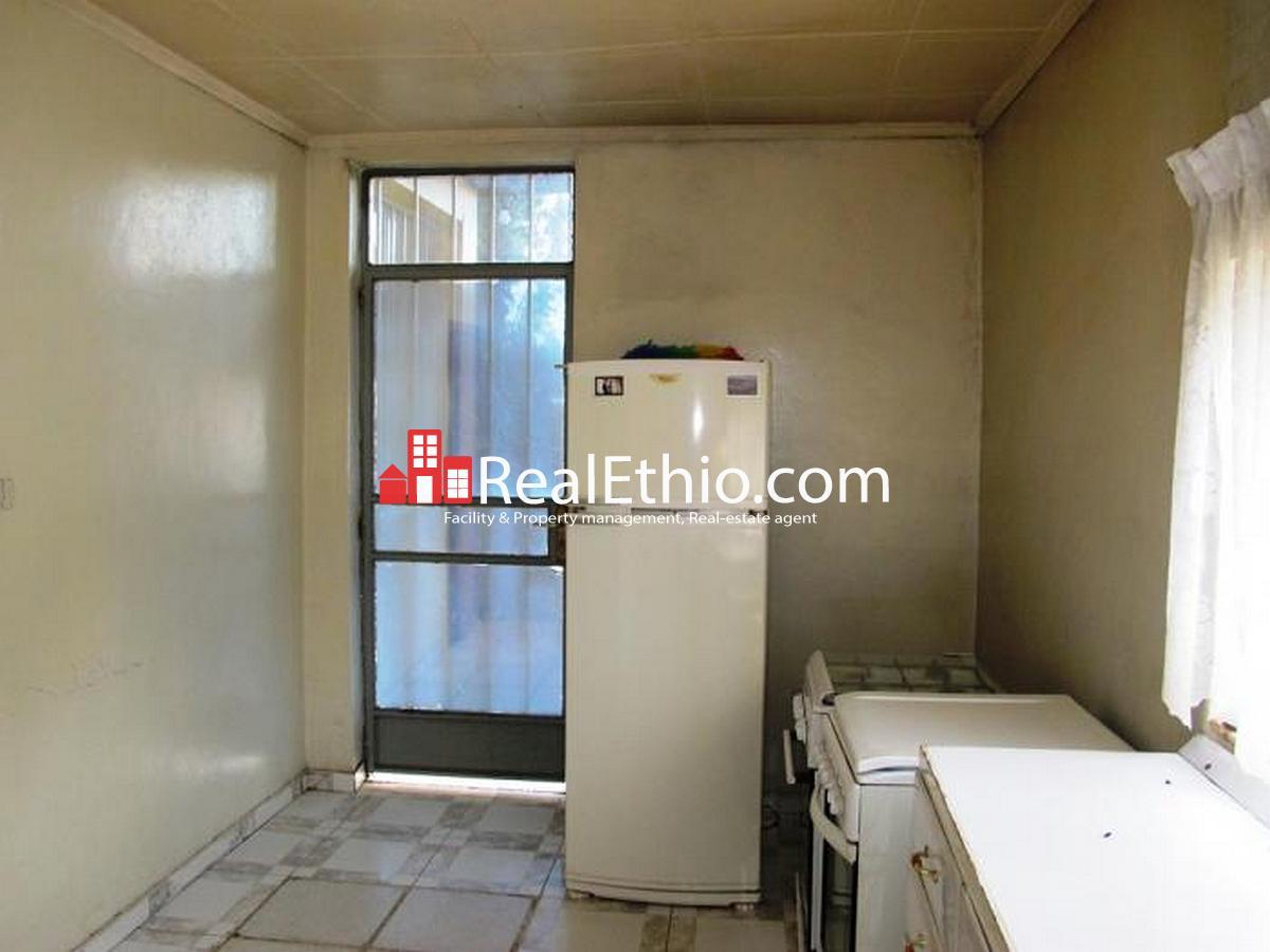 Shiromeda, 2 bedrooms house on 618 meter square plot of land for sale