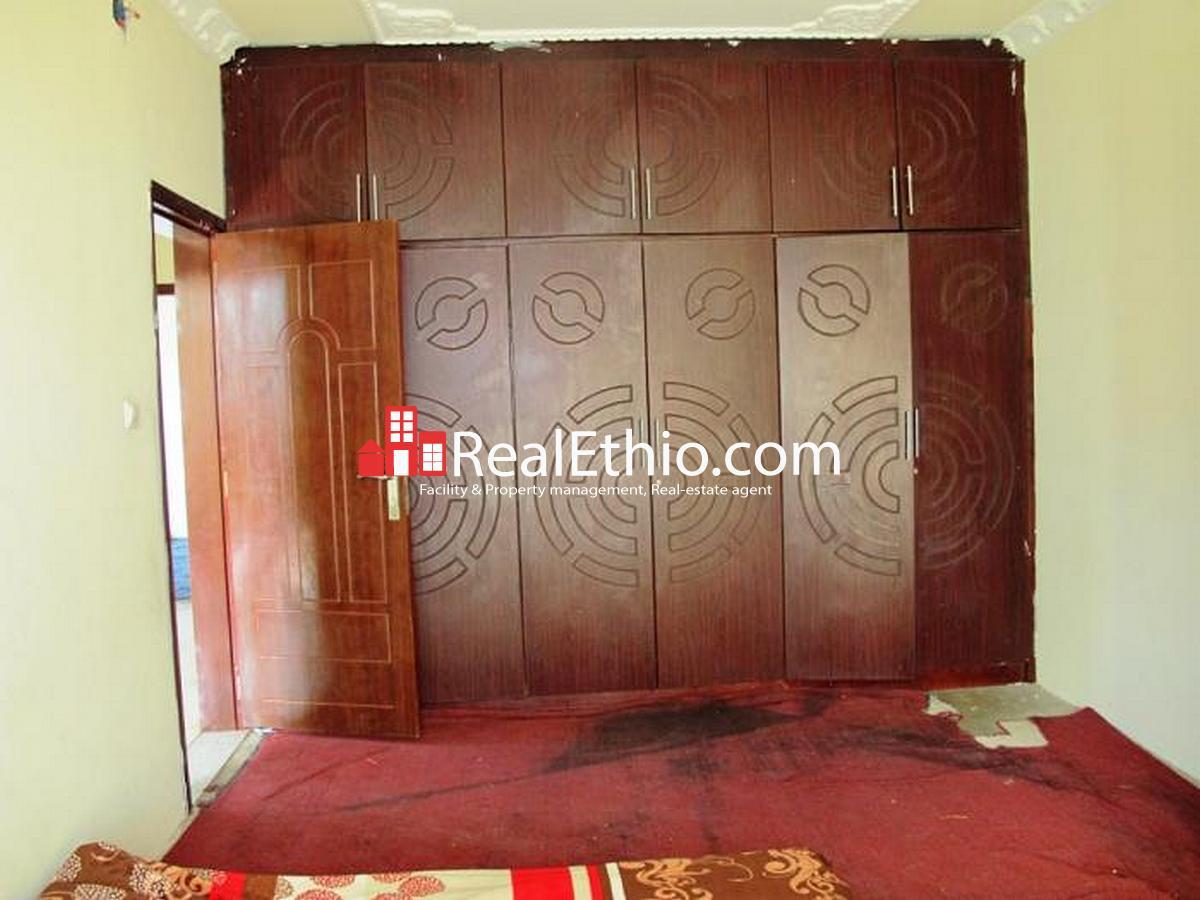 House for sale, Lebu, 6 bed rooms, Addis Ababa. Real Ethio