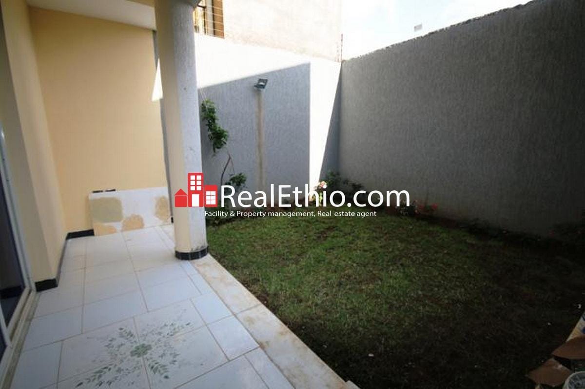 House for sale, Lebu, 250 meter square, 4 bed rooms, Addis Ababa. Real Ethio