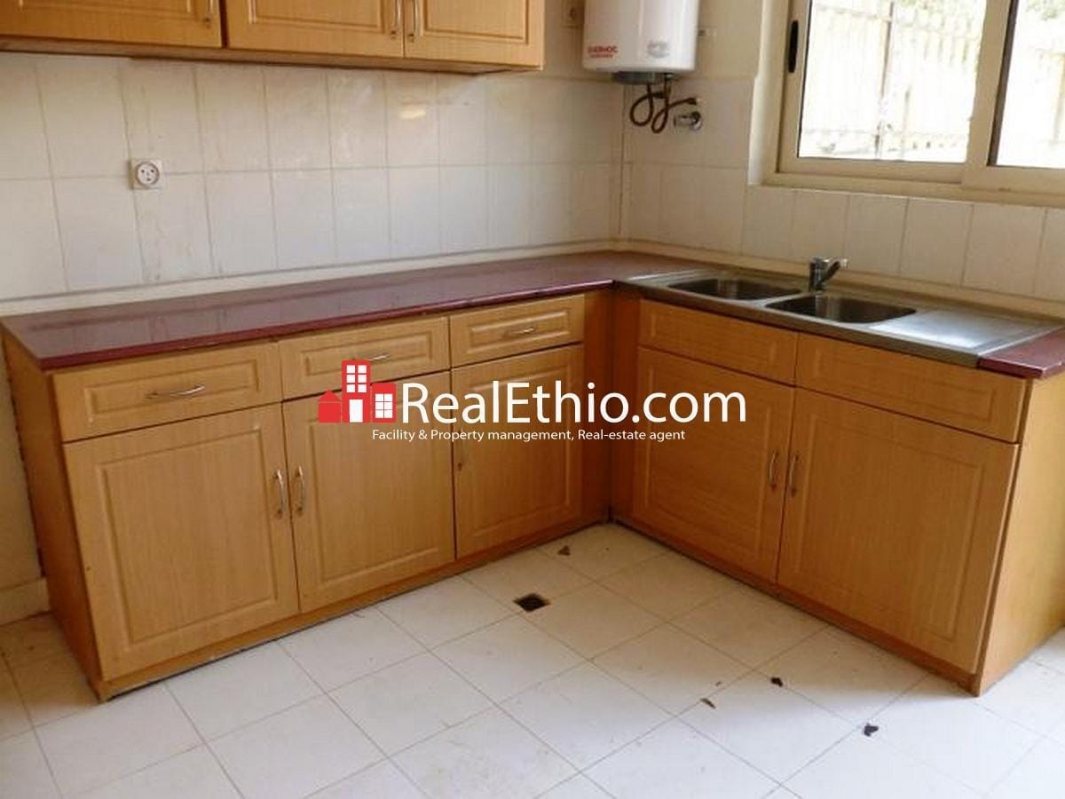 Three bed room ground plus one villa house for rent at Goro, Addis Ababa. Real Ethio