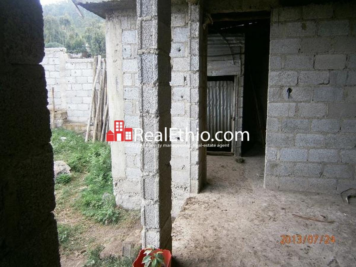 House for sale Service quarter on 400 meter square plot of land for sale at Akaki Gelan