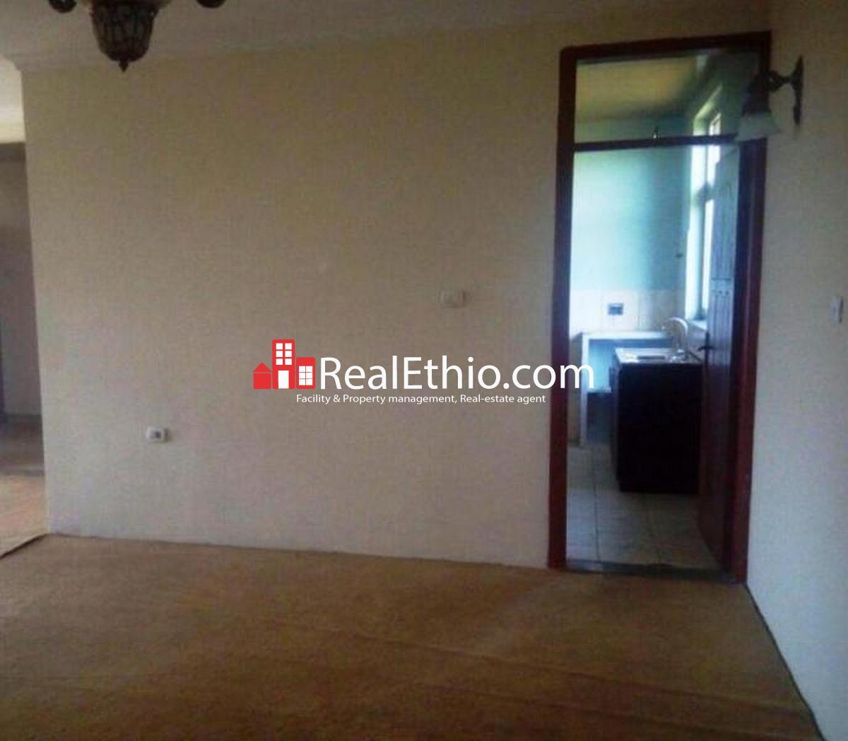 CMC, around Michael, 1,060 meter square, three bedrooms house for sale