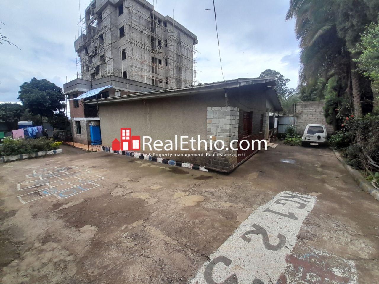 Sidist Kilo, Villa House for Sale, Addis Ababa. Real Ethio